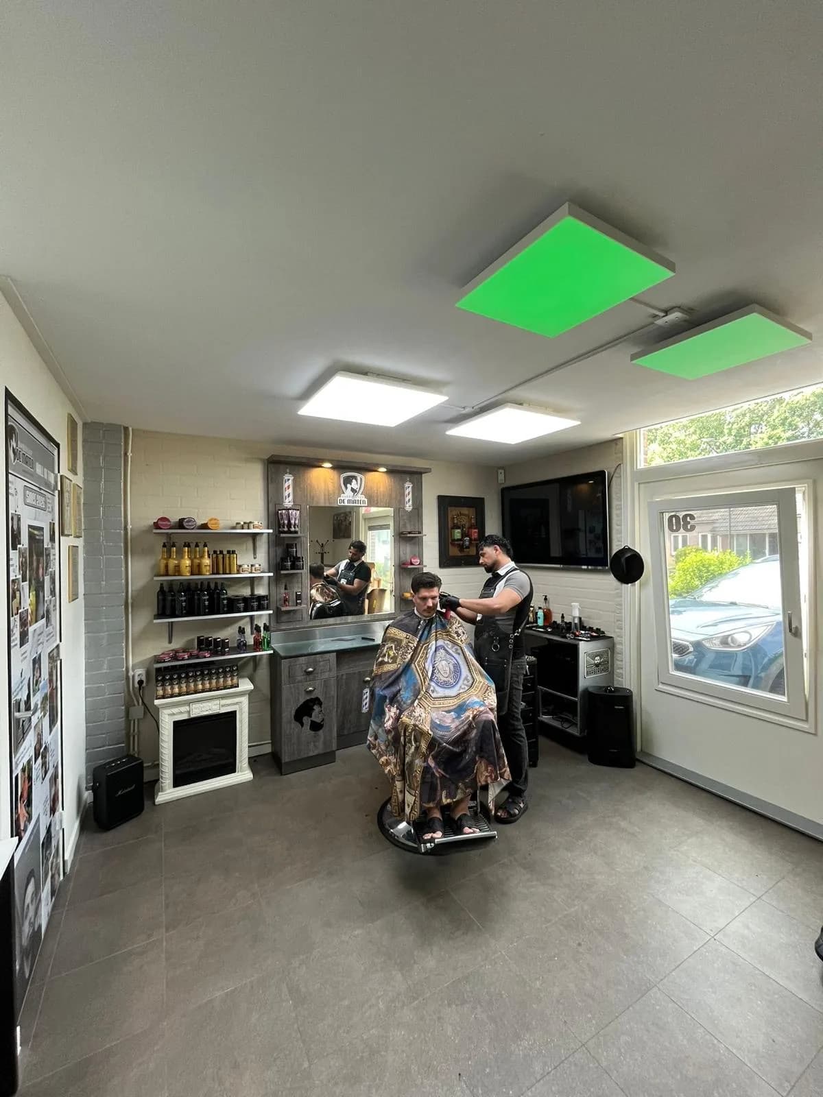 Persoonlijke aandacht bij Barbershop De Maten